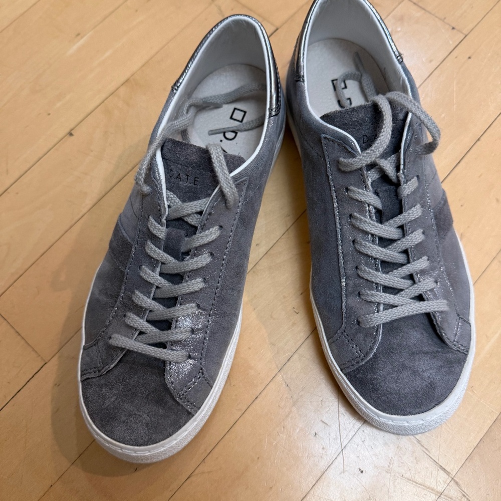 Like New D.A.T.E. Hill Low Stardust Sneakers in Metal Gun, 7 ( 7.5) CB2511 - Picture 2 of 8